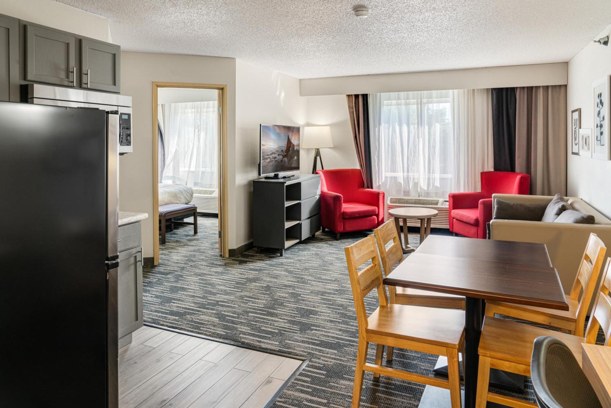 Country Inn & Suites By Radisson, Брукингс Экстерьер фото